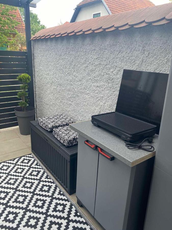 Aparthouse Alfa1 Aparthotel Чатеж об Сави Екстериор снимка